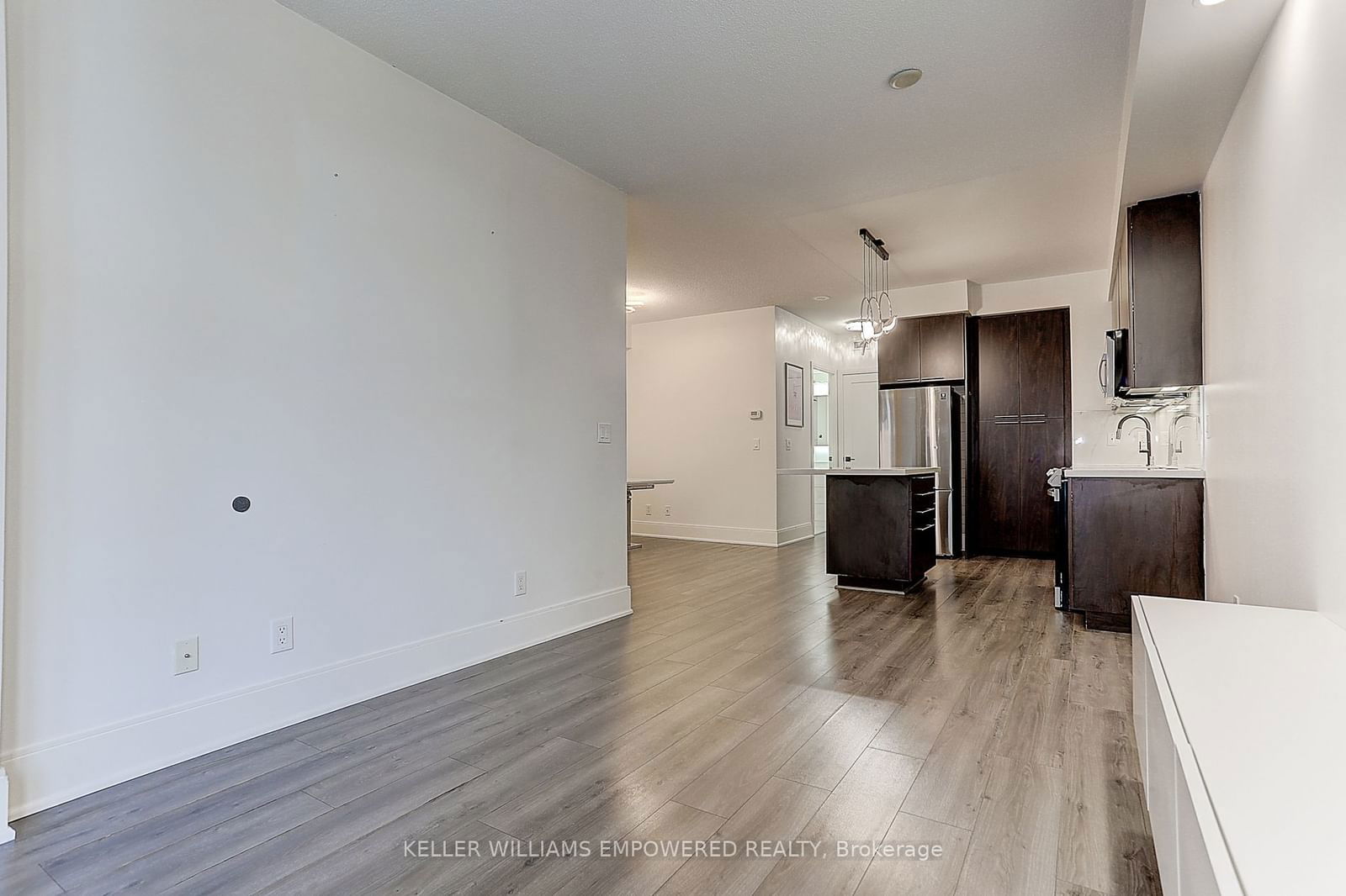 25 Broadway Ave, unit 1105 for sale