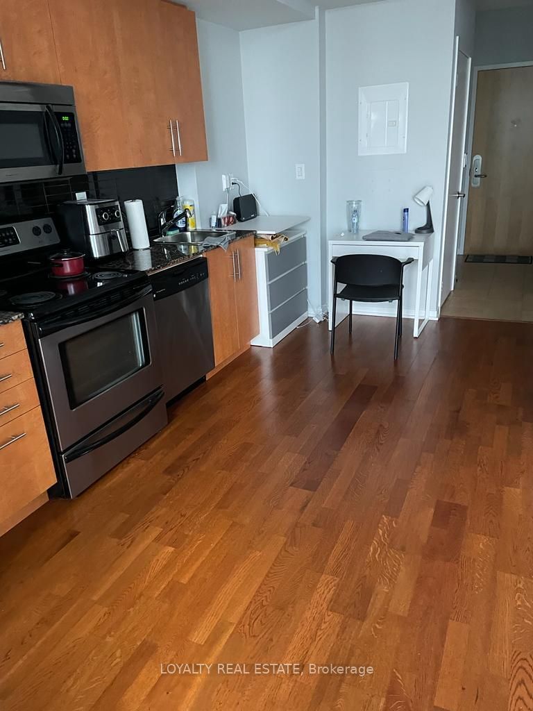 65 Bremner Blvd, unit 3503 for rent