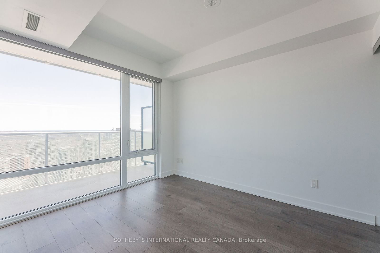 501 Yonge St, unit 3807 for rent