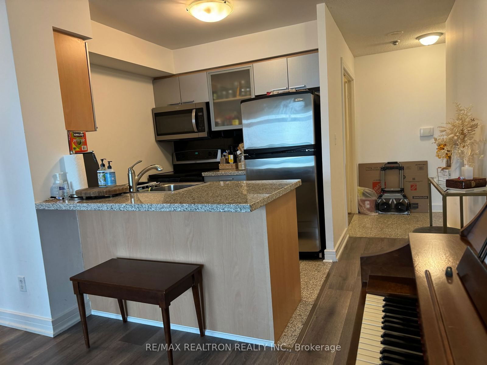 18 Harrison Garden Blvd W, unit 1712 for rent