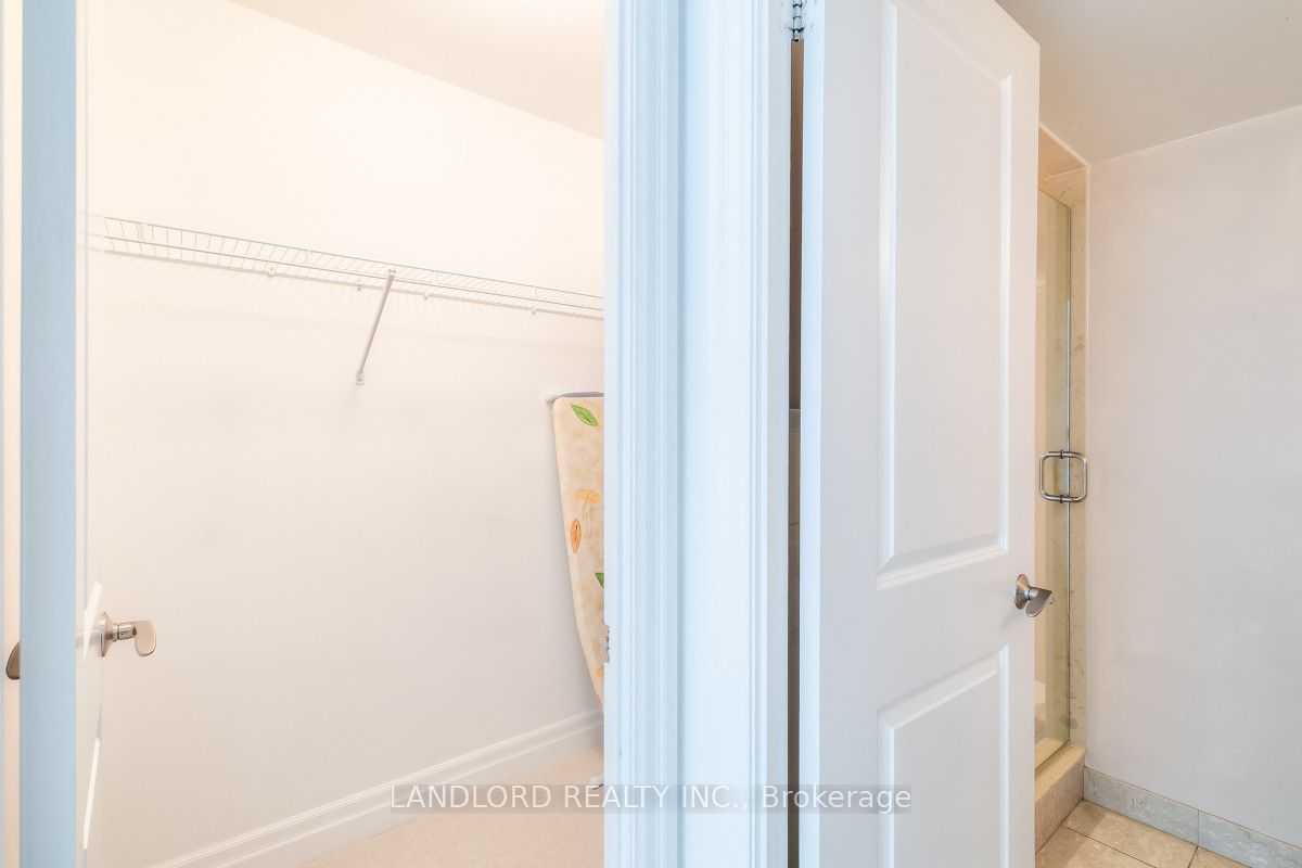 500 St Clair Ave W, unit 1402 for rent