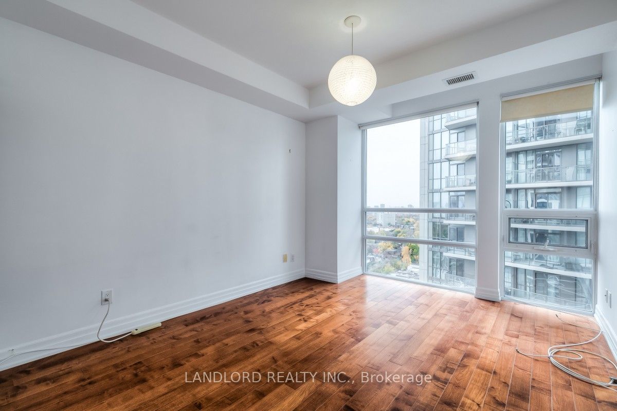 500 St Clair Ave W, unit 1402 for rent