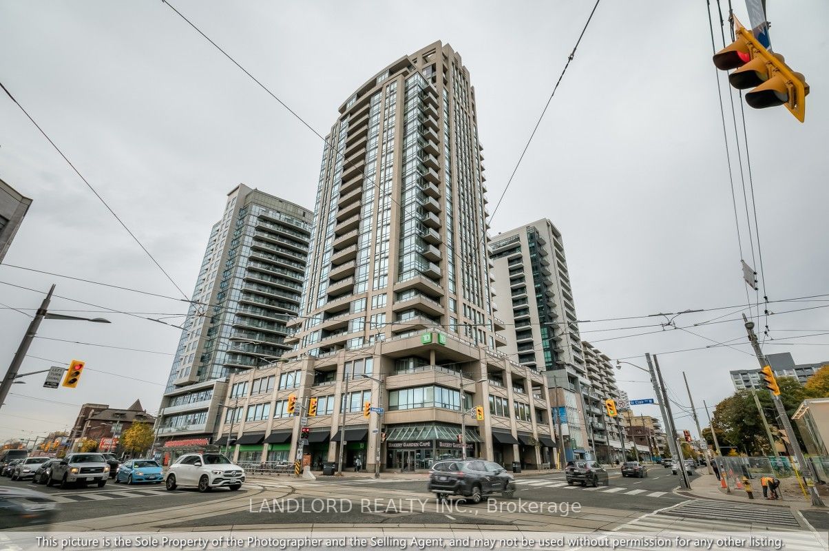 500 St Clair Ave W, unit 1402 for rent