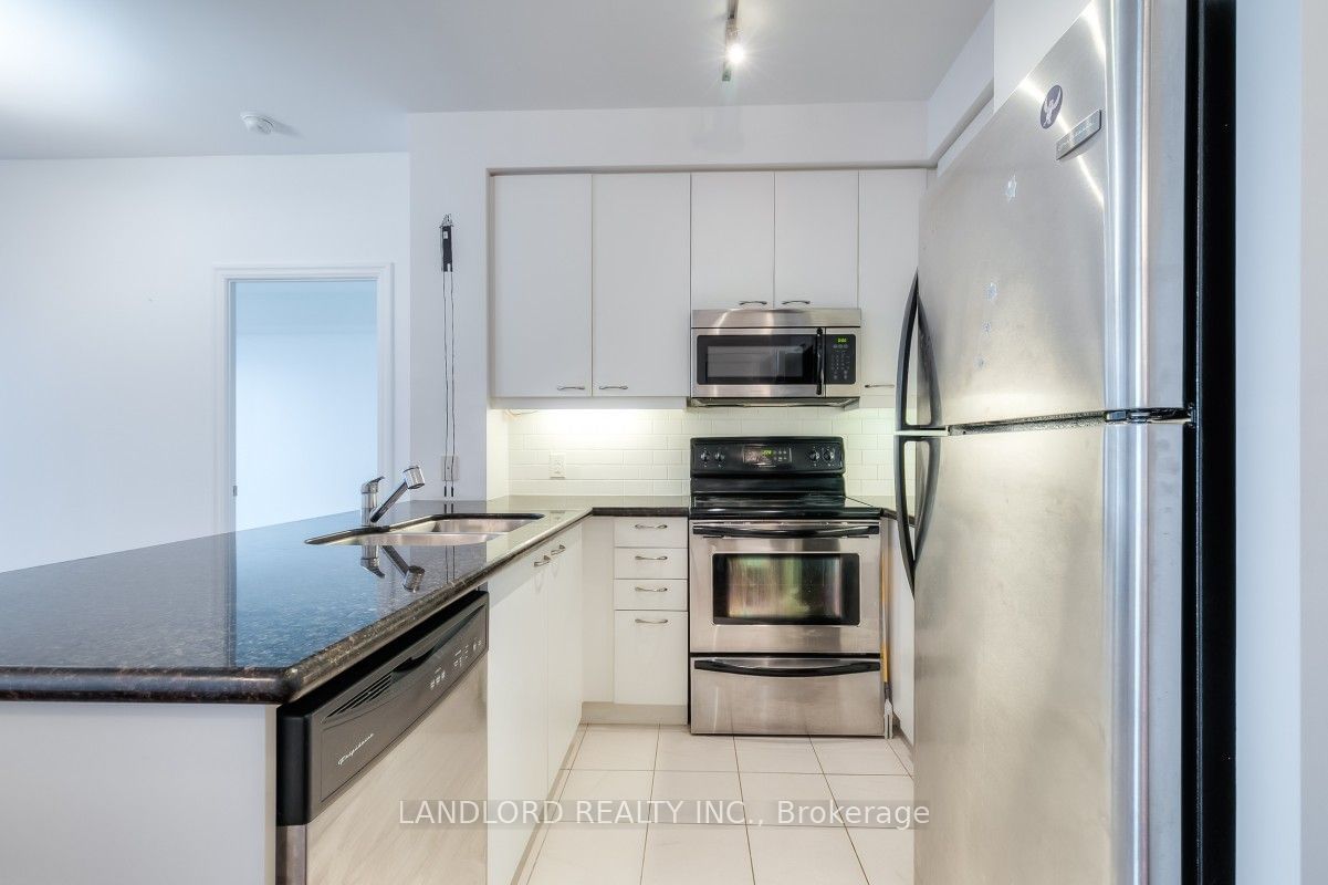 500 St Clair Ave W, unit 1402 for rent