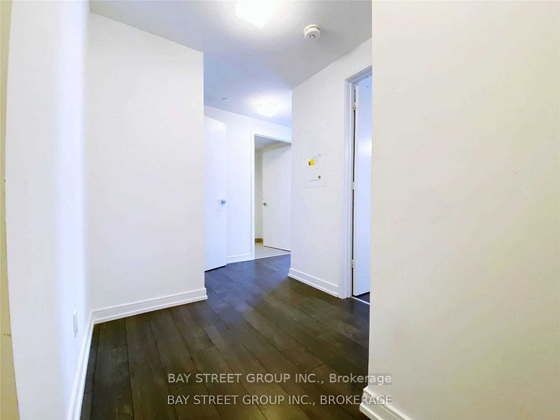 28 Wellesley St E, unit 1907 for rent