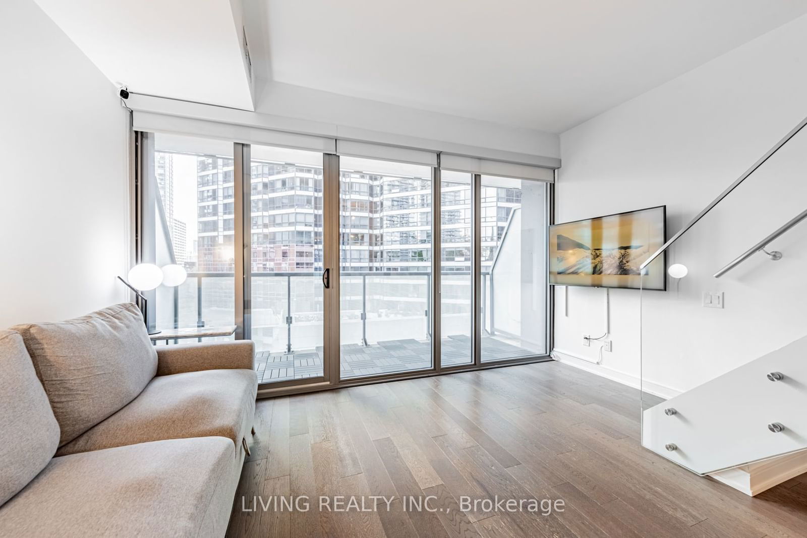 57 St. Joseph St, unit 523 for sale