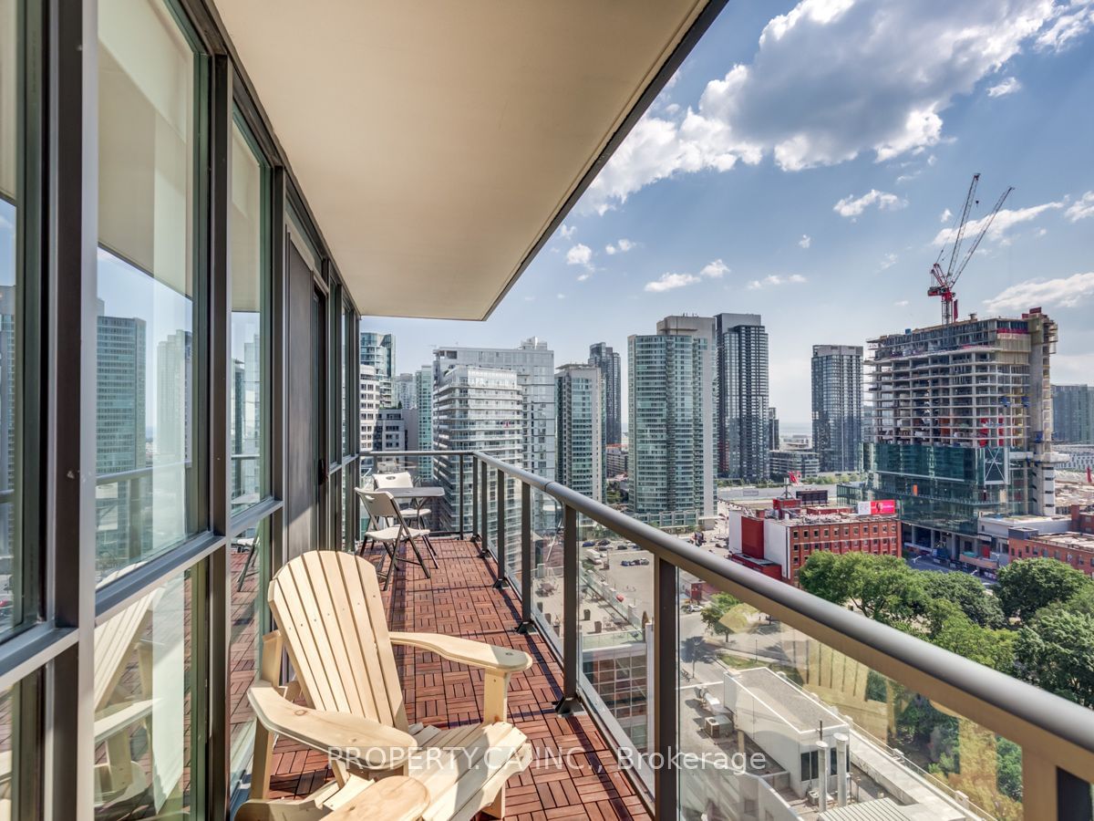 88 Blue Jays Way, unit 1708 for rent