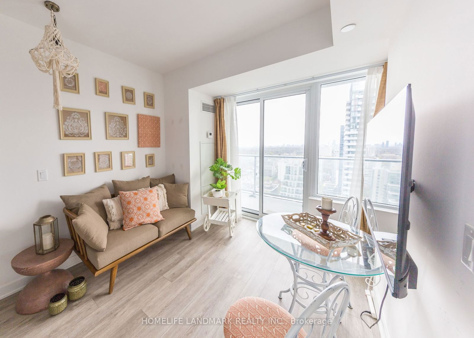 195 Redpath Ave, unit 3106 for rent