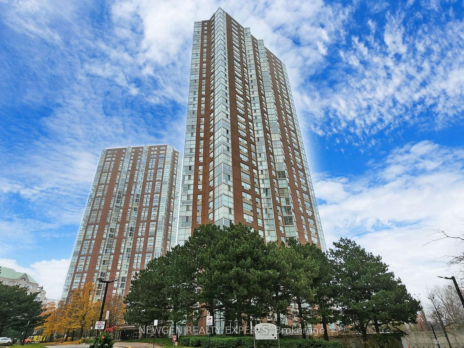 Concorde Park I Condos, North York, Toronto