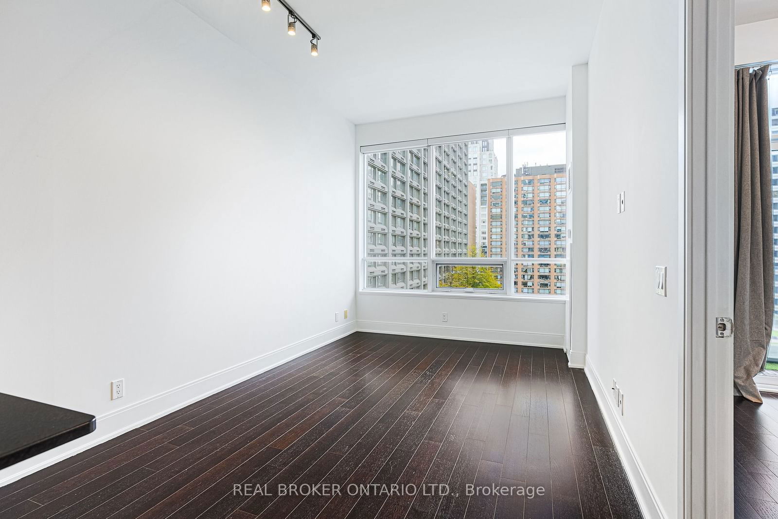 21 Balmuto St, unit 905 for rent