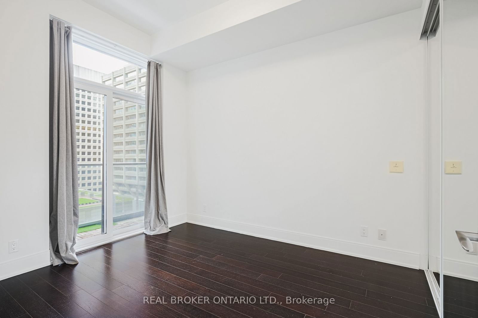 21 Balmuto St, unit 905 for rent