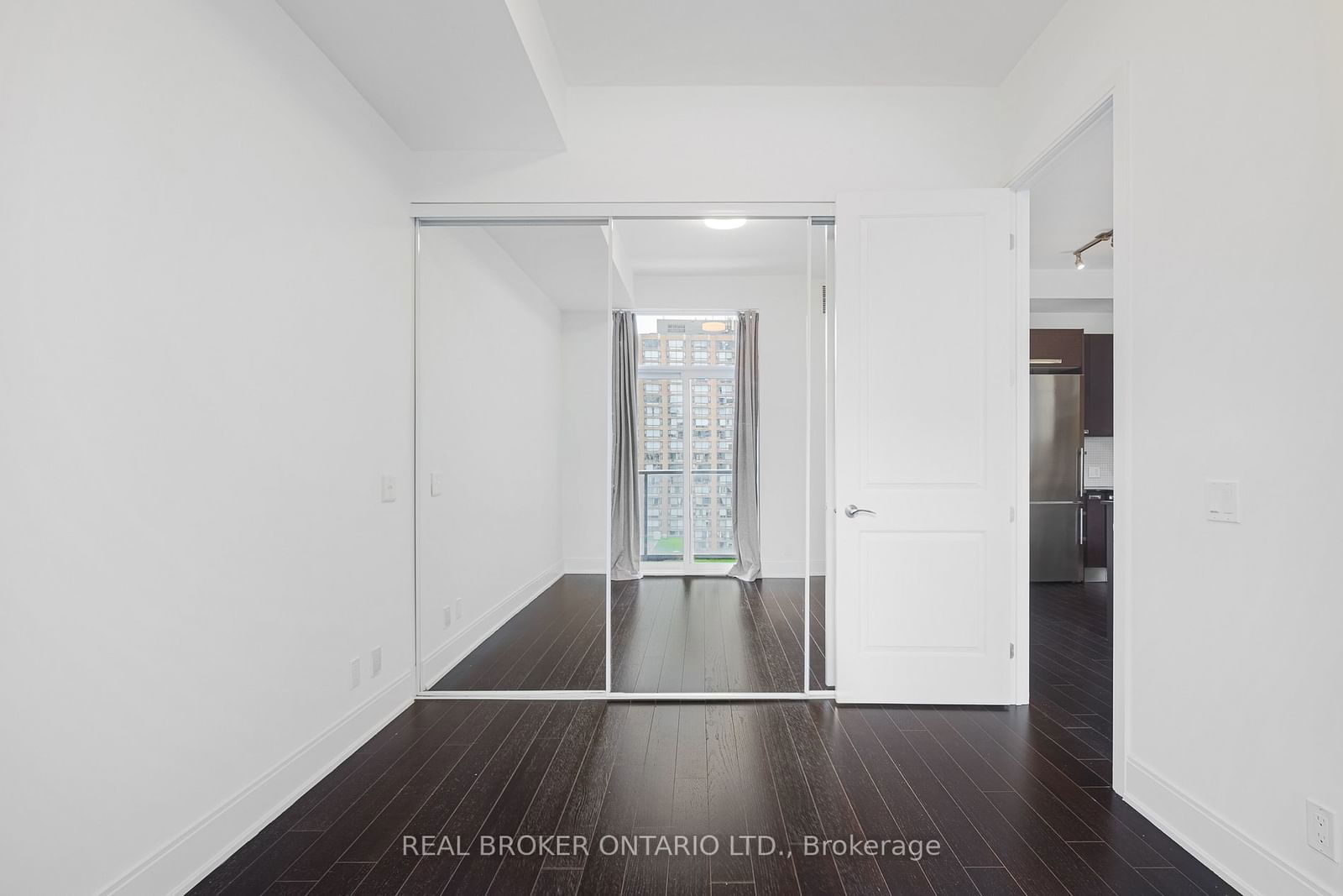 21 Balmuto St, unit 905 for rent