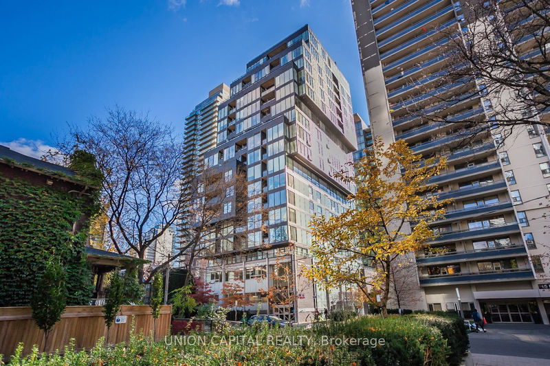 17 Dundonald St, unit 1208 for rent