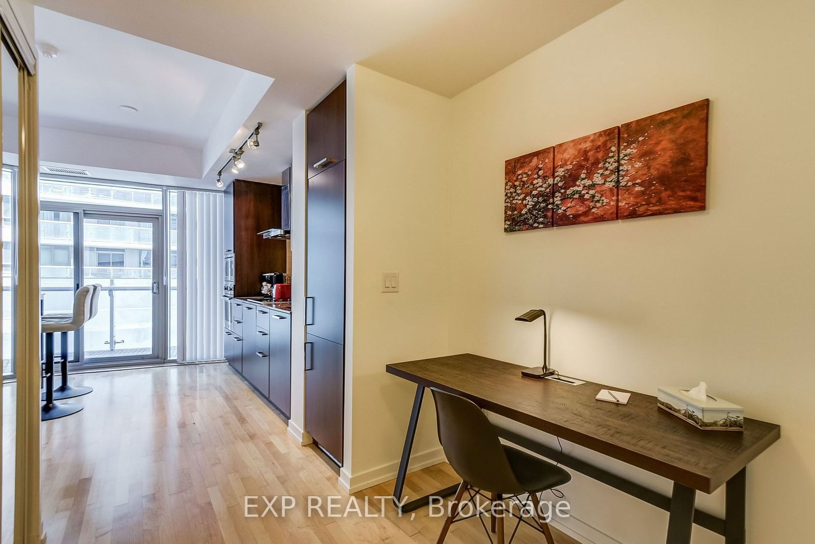 12 York St, unit 1406 for rent