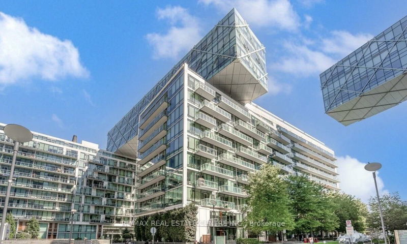 39 Queens Quay E, unit 921 for rent