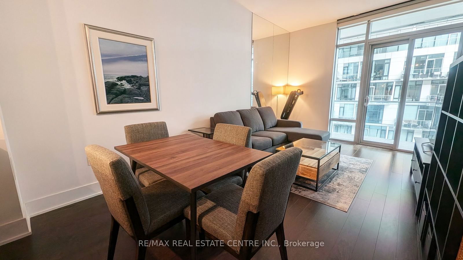 39 Queens Quay E, unit 921 for rent