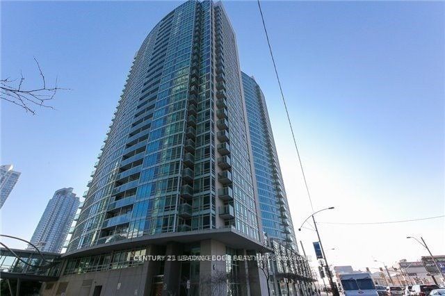 397 Front St W, unit 1712 for rent