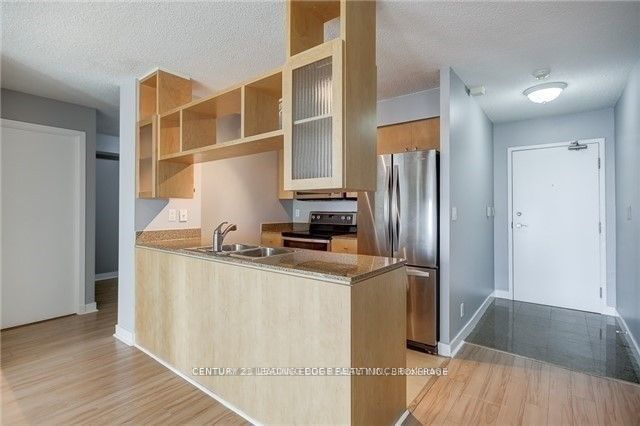 397 Front St W, unit 1712 for rent