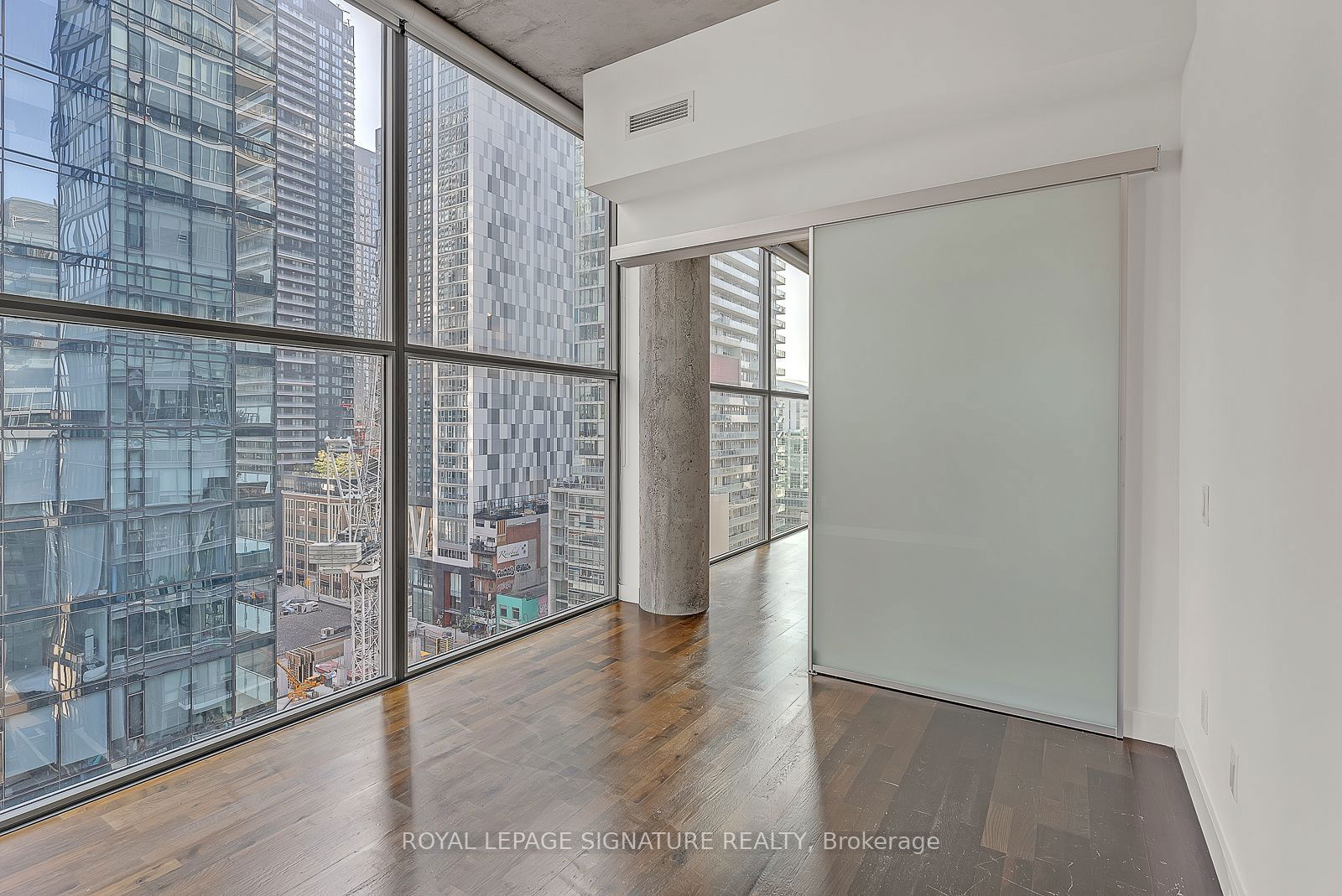 25 Oxley St, unit 1305 for rent