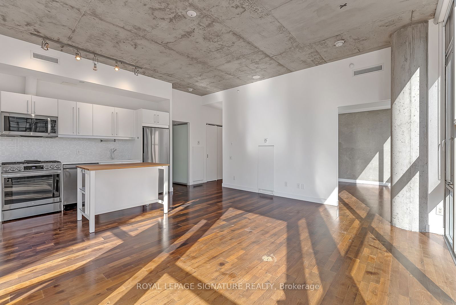 25 Oxley St, unit 1305 for rent