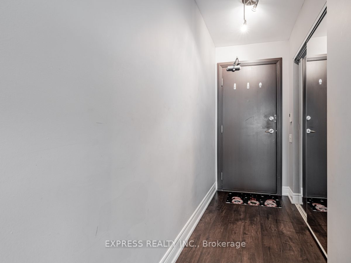 33 Sheppard Ave E, unit 1800 for sale