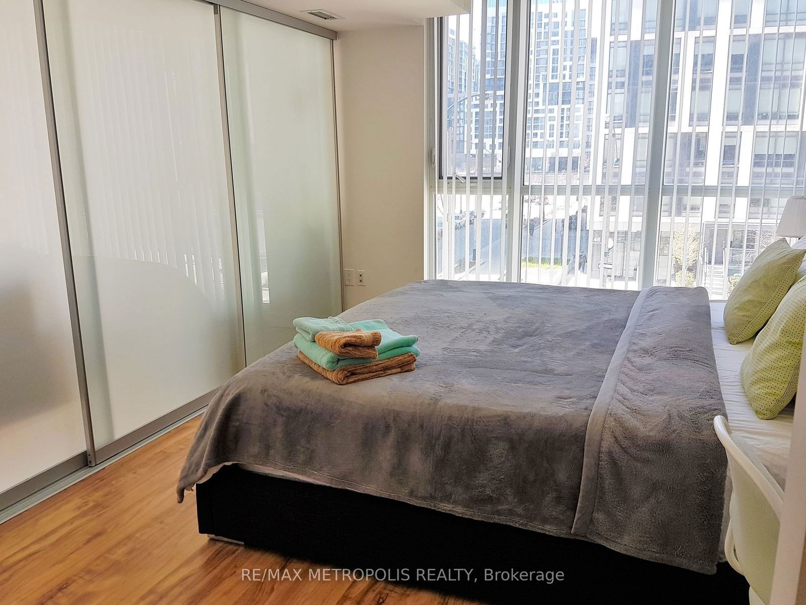 85 Queens Wharf Rd, unit 307 for rent