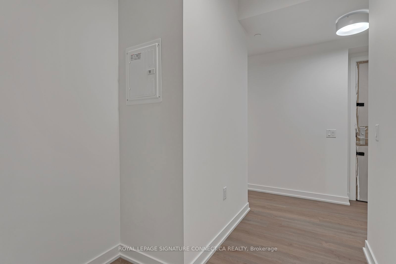 357 King St W, unit 1406 for rent