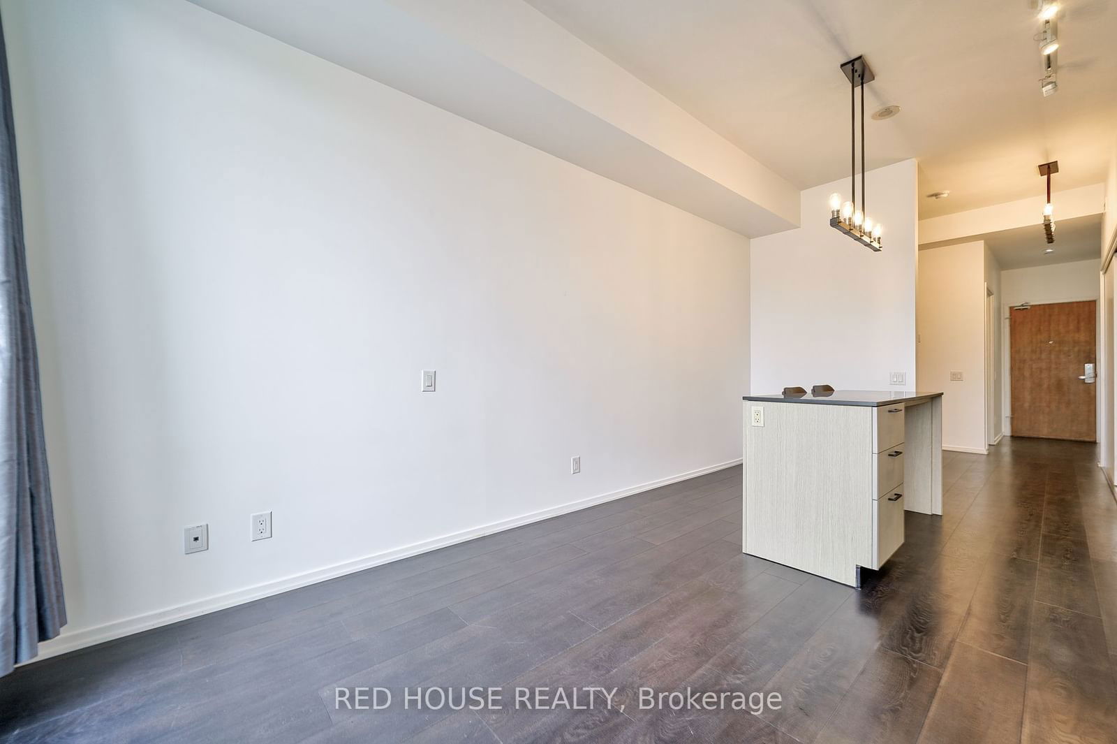 783 Bathurst St, unit 502 for rent