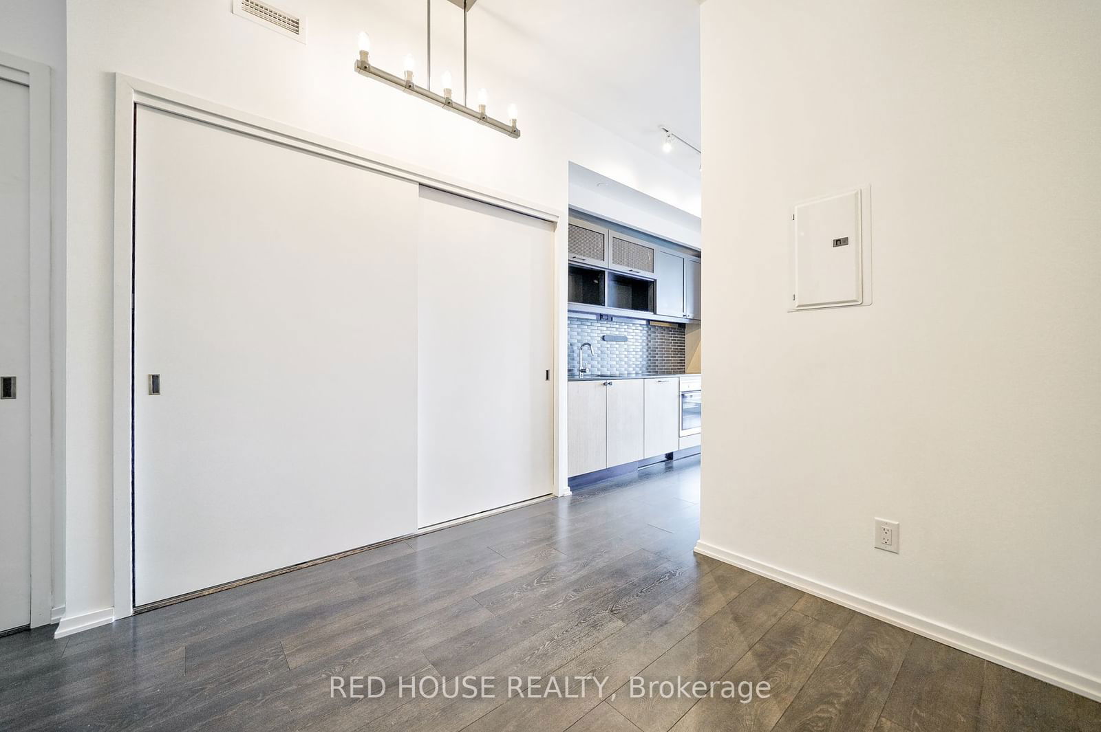 783 Bathurst St, unit 502 for rent