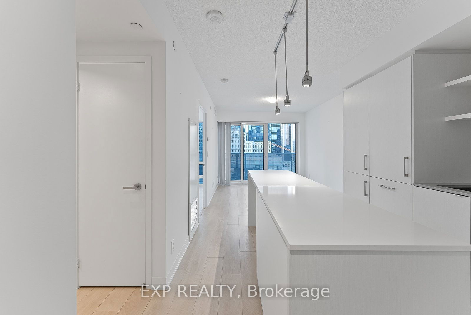 88 Harbour St, unit 1503 for sale