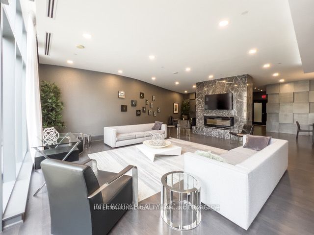 5162 Yonge St, unit 1911 for rent