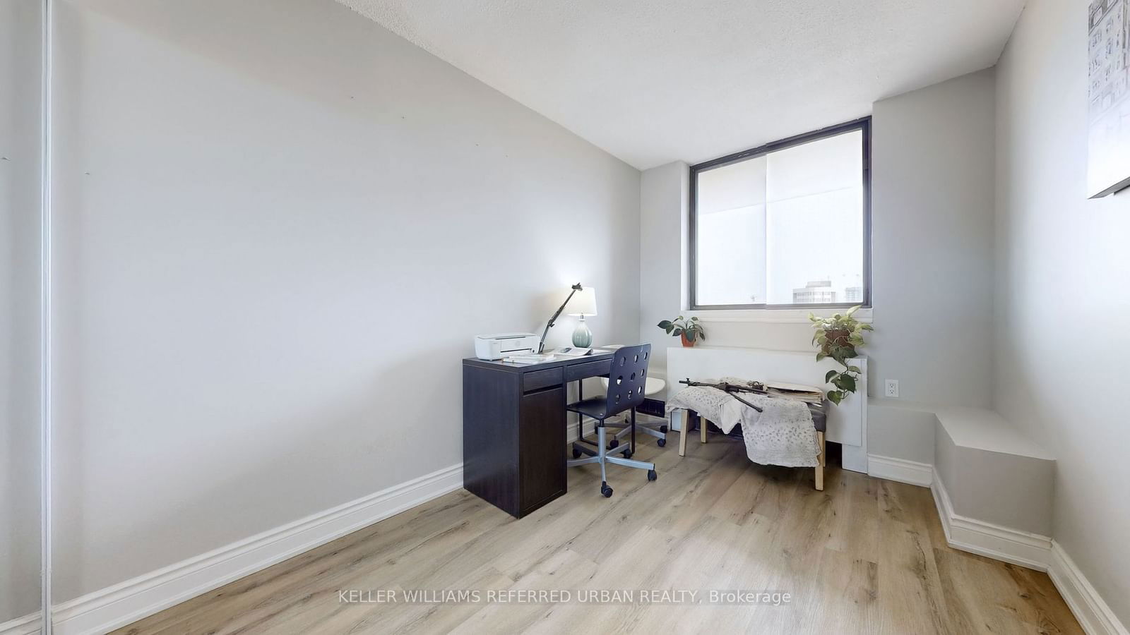 250 Jarvis St, unit 801 for sale