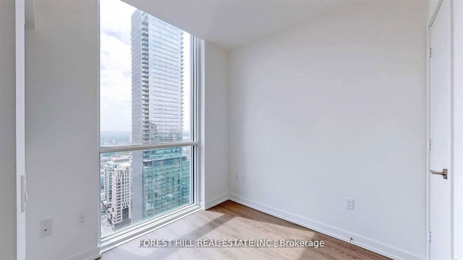 1 Yorkville Ave, unit 3202 for rent