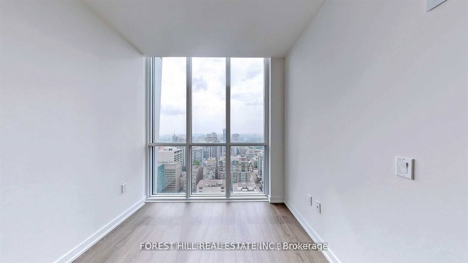 1 Yorkville Ave, unit 3202 for rent