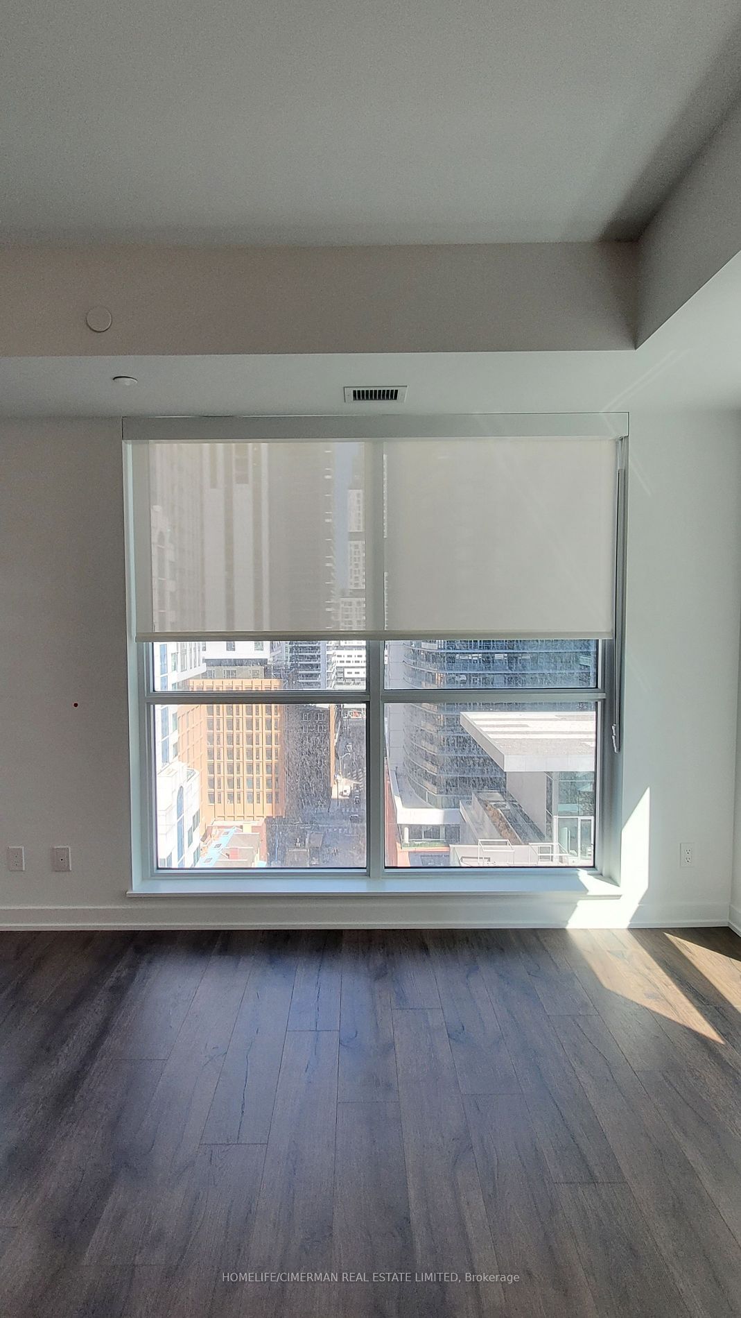 327 King St W, unit 1707 for rent