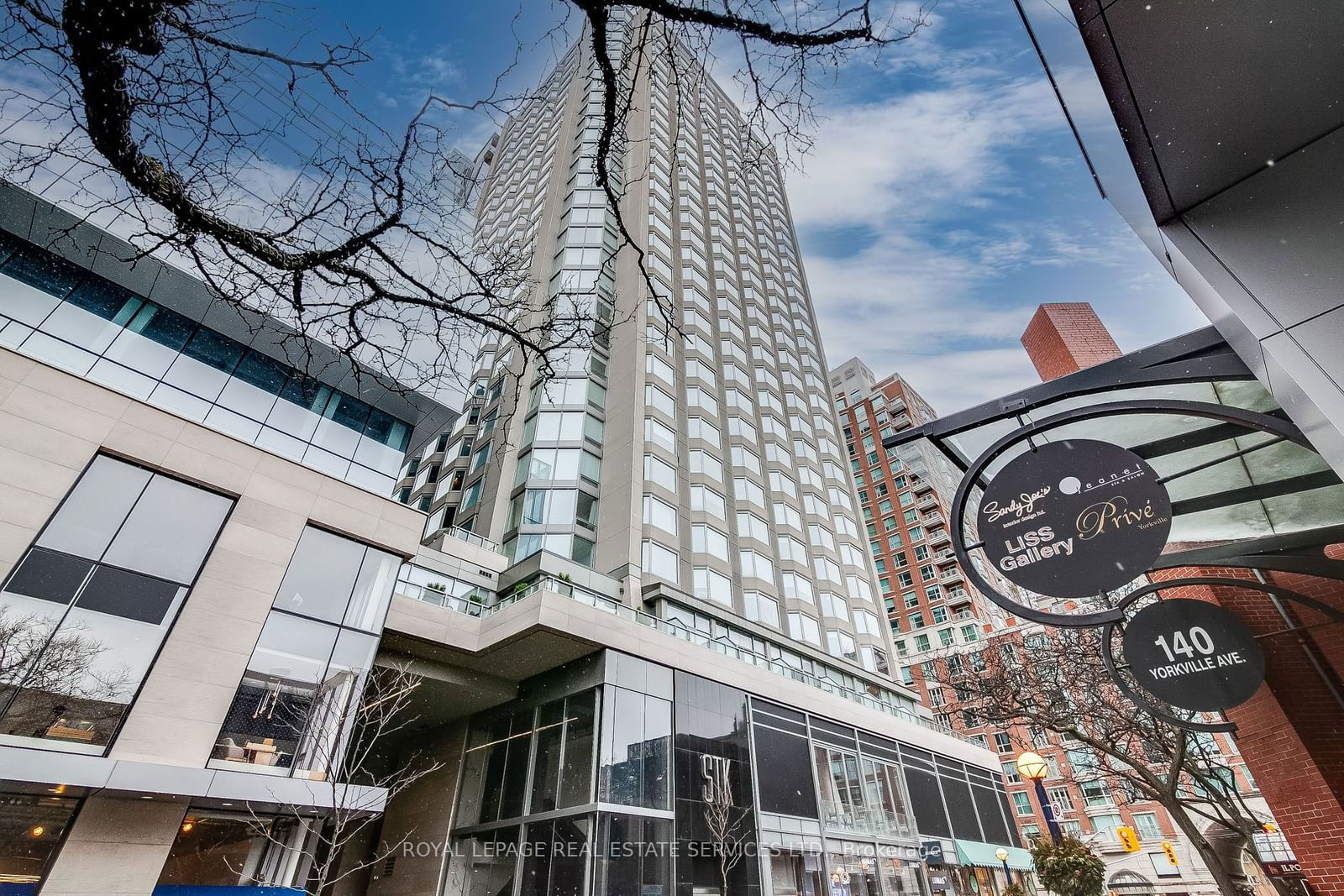 155 Yorkville Ave, unit 1105 for rent