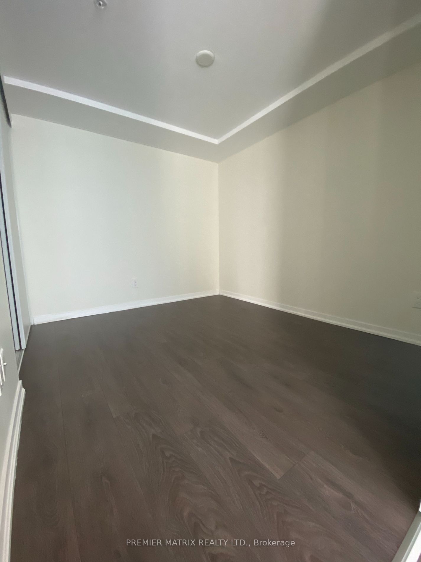 68 Abell St, unit 1016 for rent