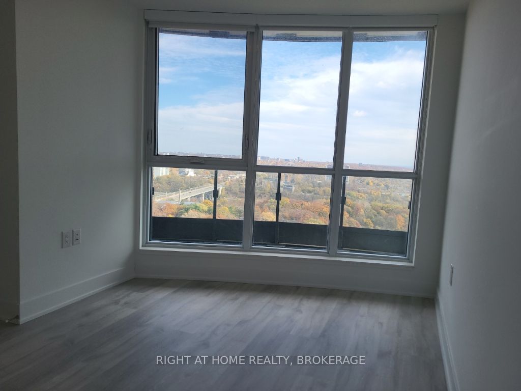 585 Bloor St E, unit 2617 for rent