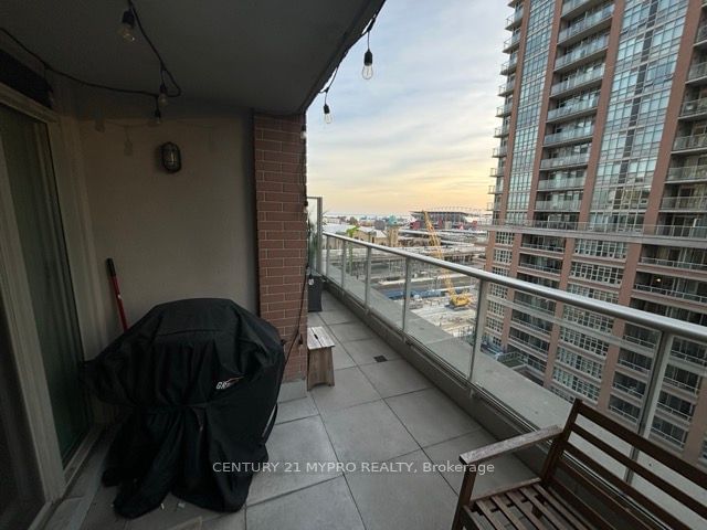 75 East Liberty St, unit 1109 for rent