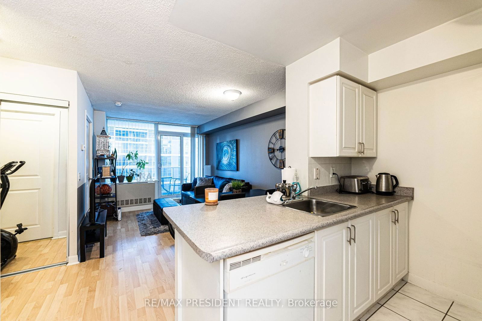 4978 Yonge St, unit 1911 for sale