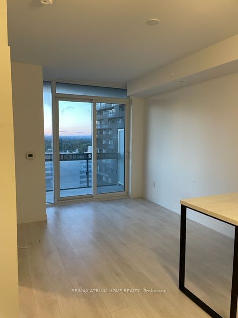 8 Eglinton Ave E, unit 1606 for rent