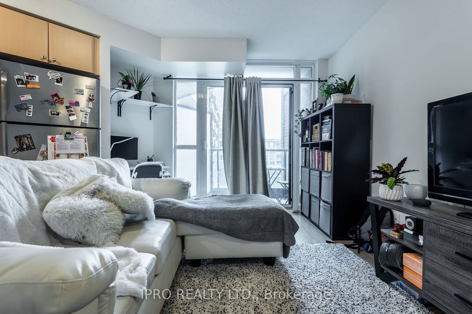 525 Wilson Ave, unit 528 for rent