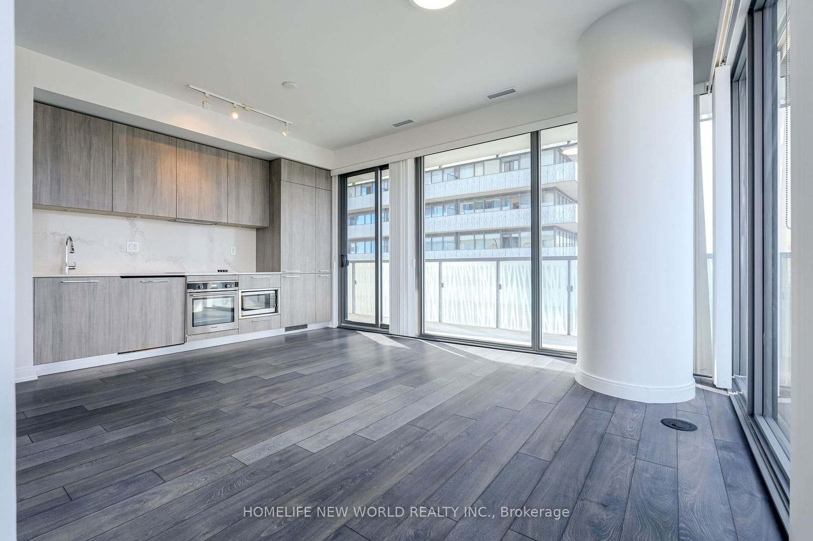 50 Charles St E, unit 4409 for sale