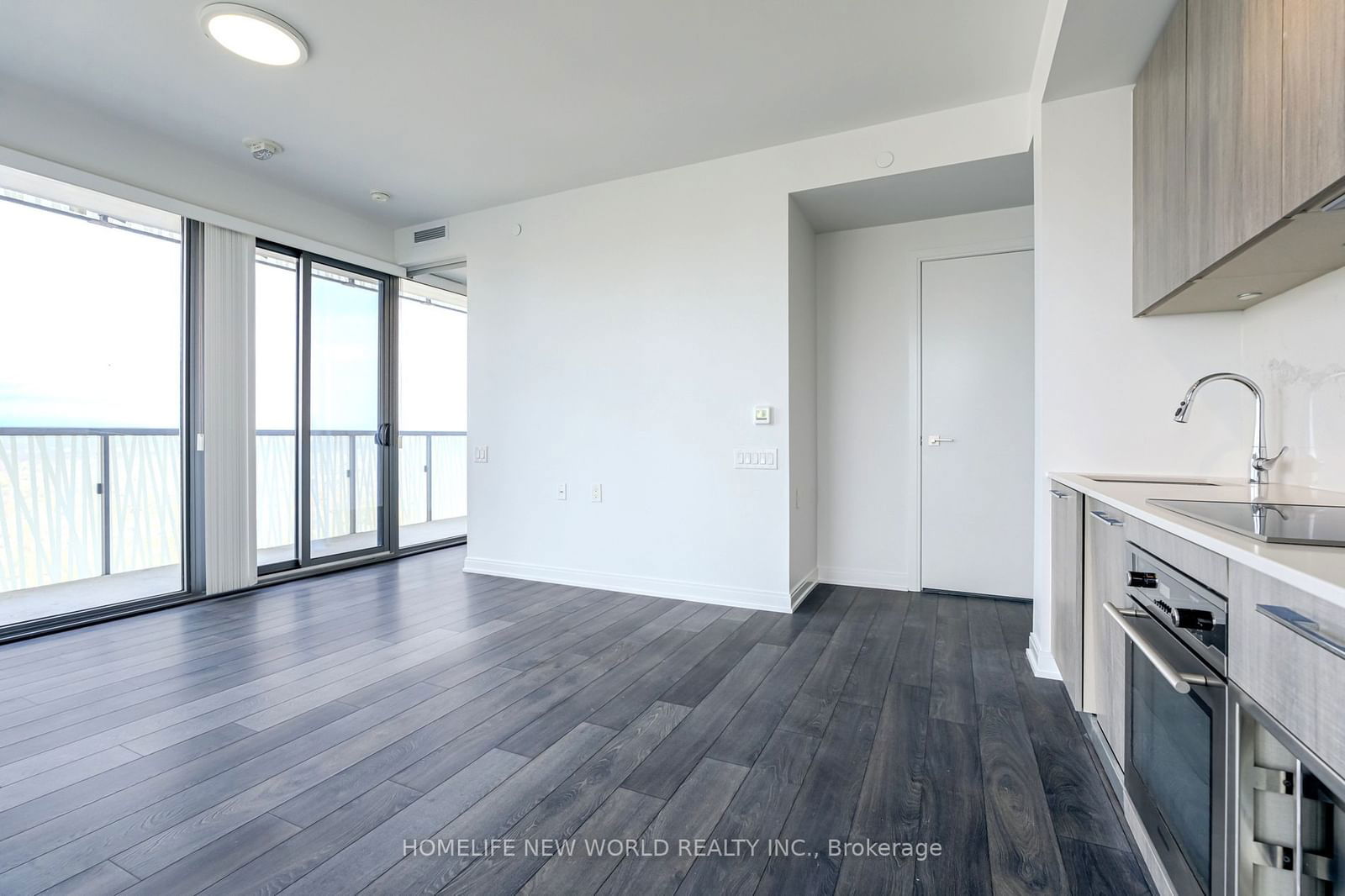 50 Charles St E, unit 4409 for sale