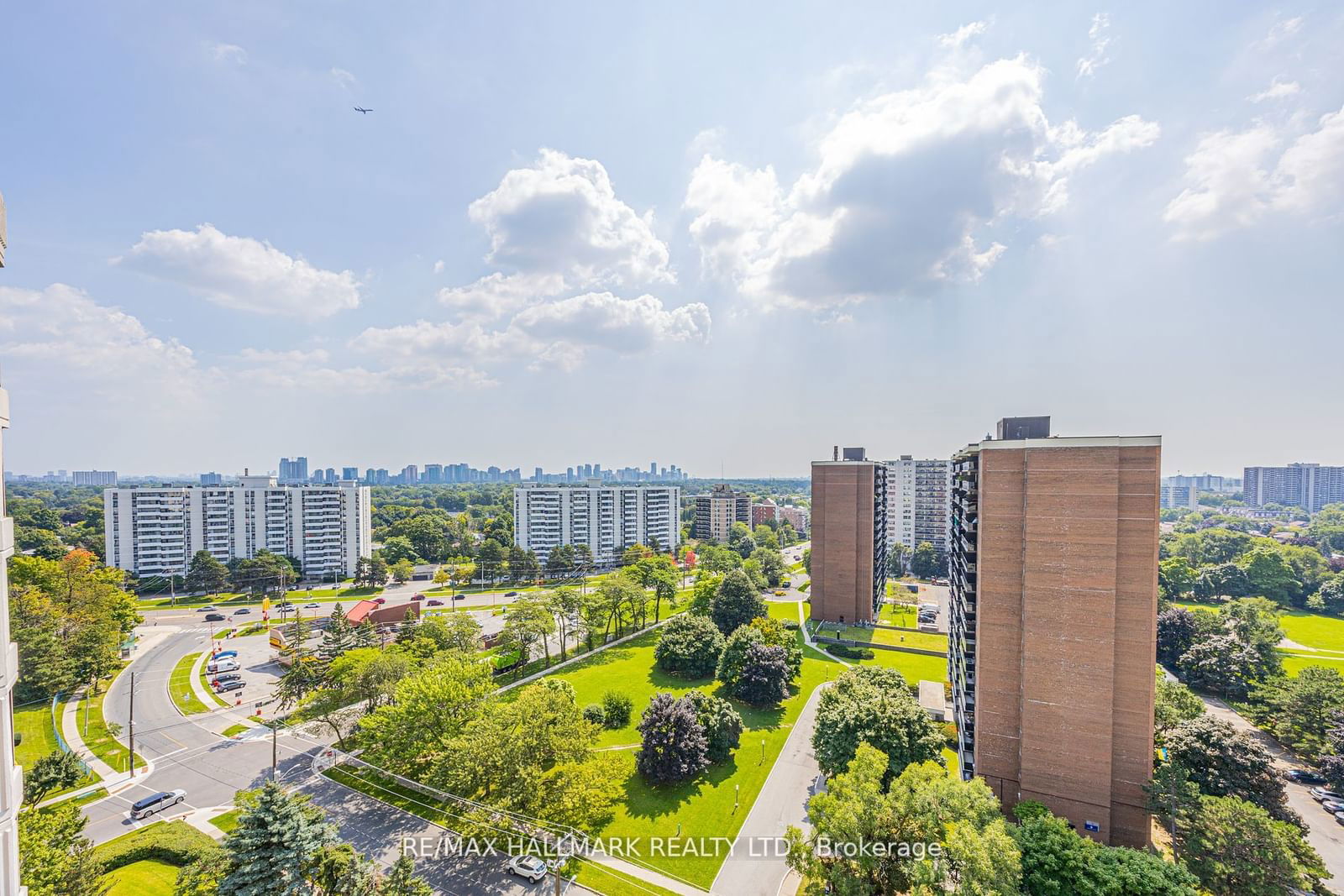 Primrose Towers I Condos, North York, Toronto