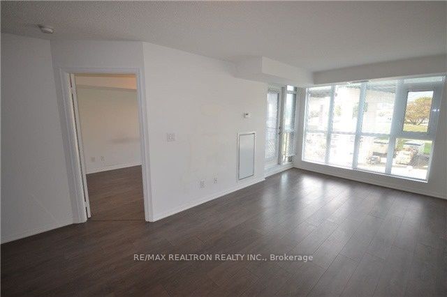 35 Bastion St, unit 623 for rent