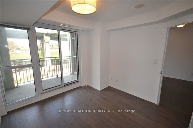 35 Bastion St, unit 623 for rent