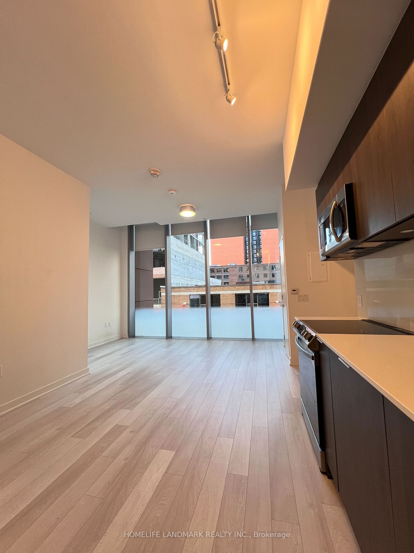 357 King St W, unit 201 for rent