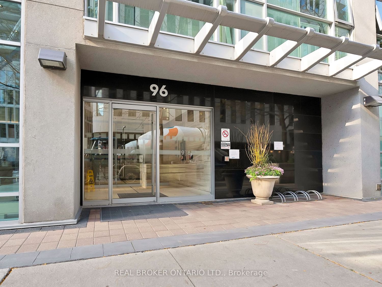 96 St Patrick St, unit 511 for rent