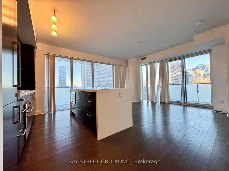 1080 Bay St, unit 3310 for rent